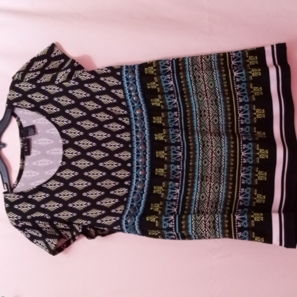 R Q T large top